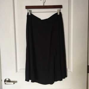 Black Elle Skirt 🖤